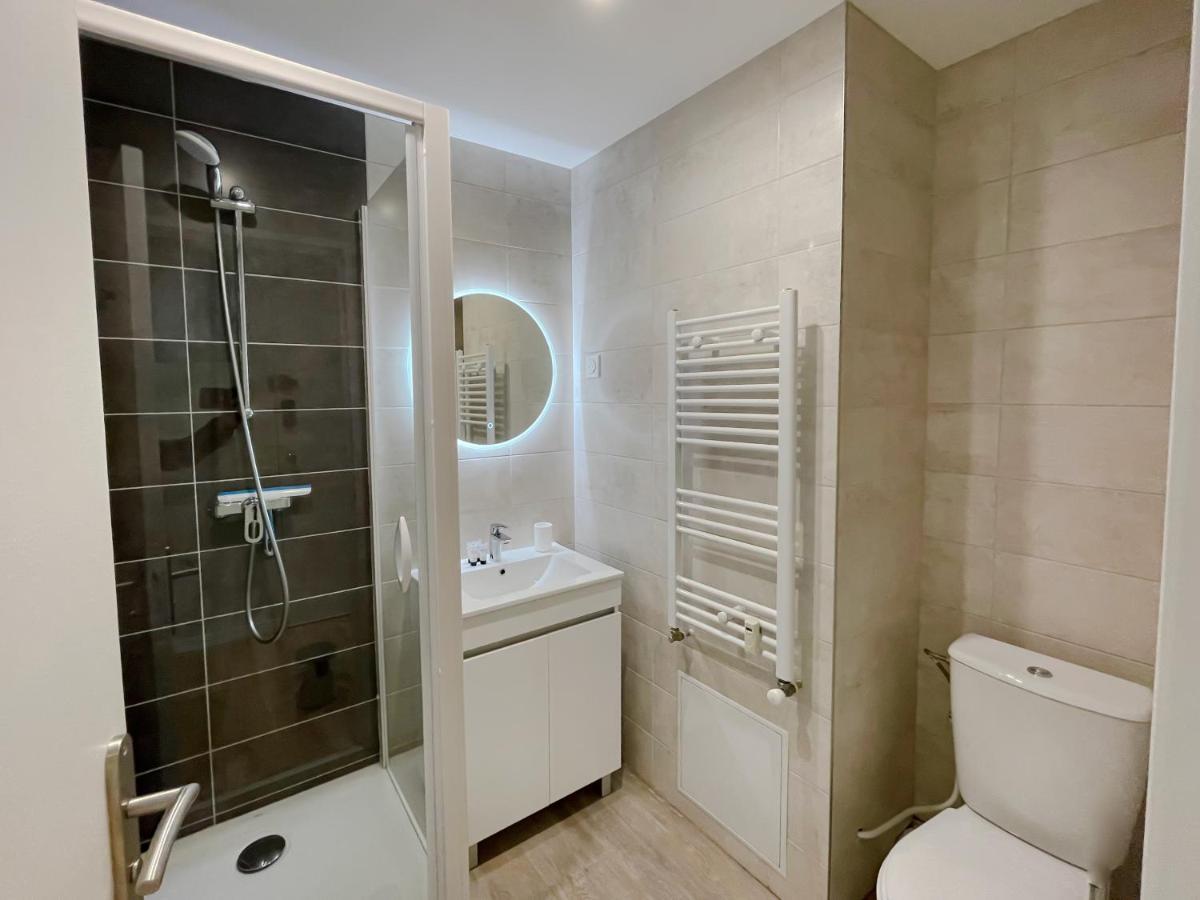 Le Colibri - Stationnement Gratuit - Balcon - Jusqu'A 4 Personnes Apartment Metz Ngoại thất bức ảnh